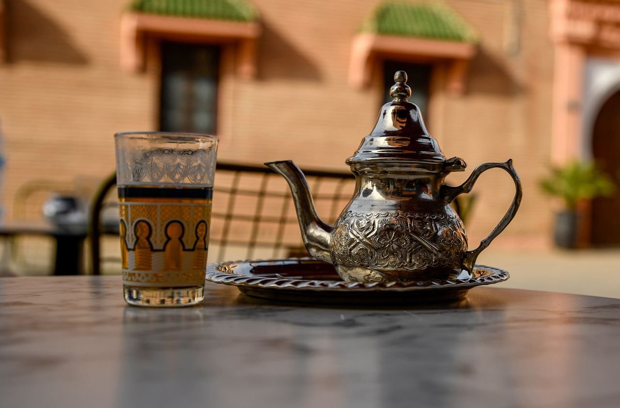 A mint tea set on a café table